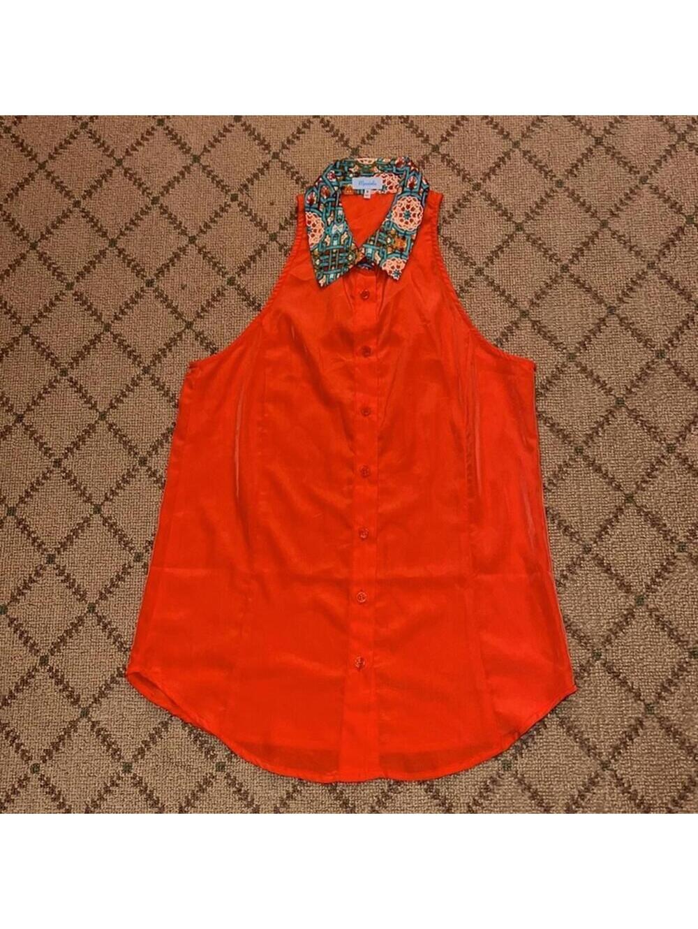 Marabelle sleeveless button down  shirt w detailed collar S